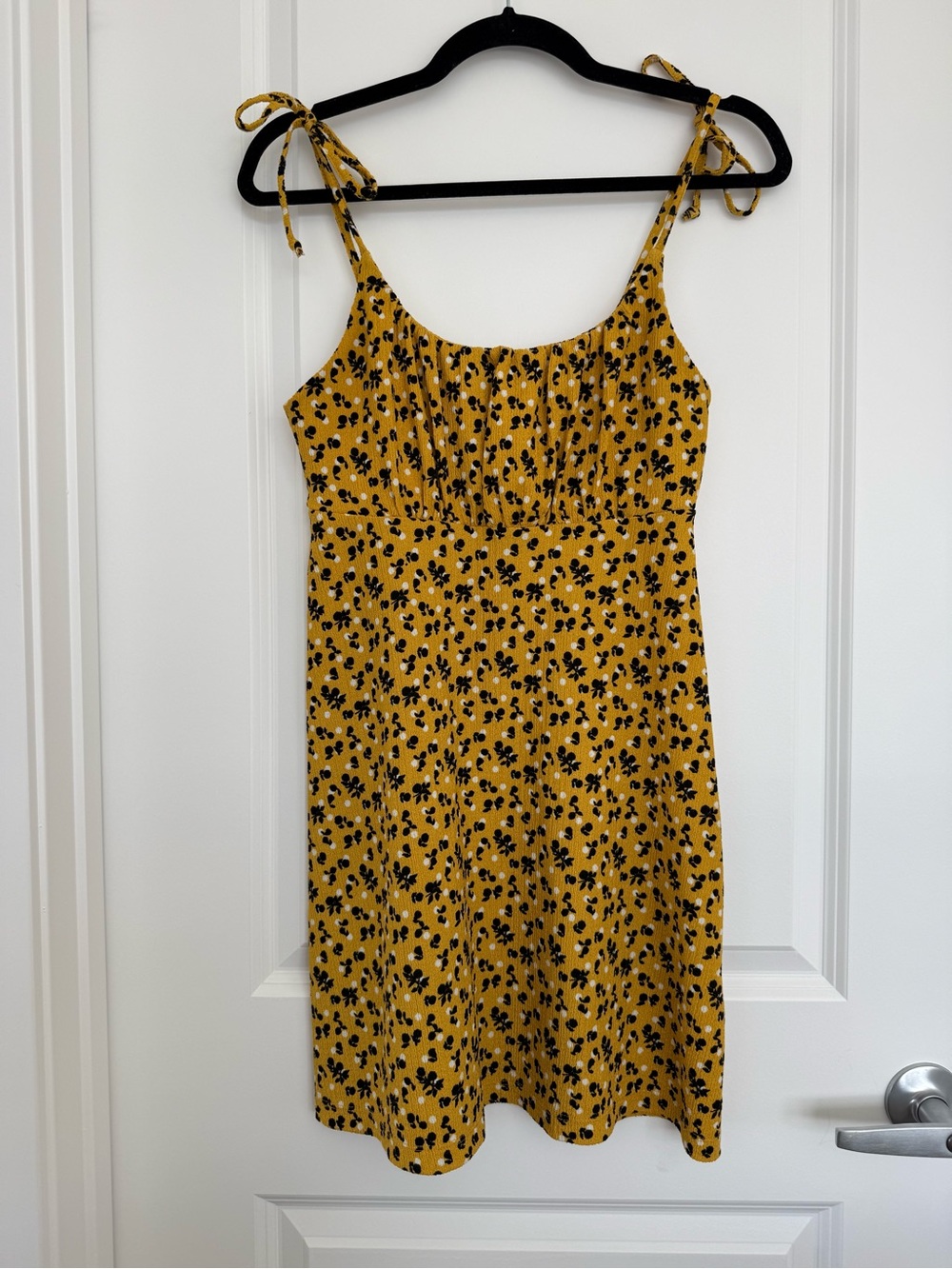 TOPSHOP | Floral Tie-Shoulder Sundress - size 6